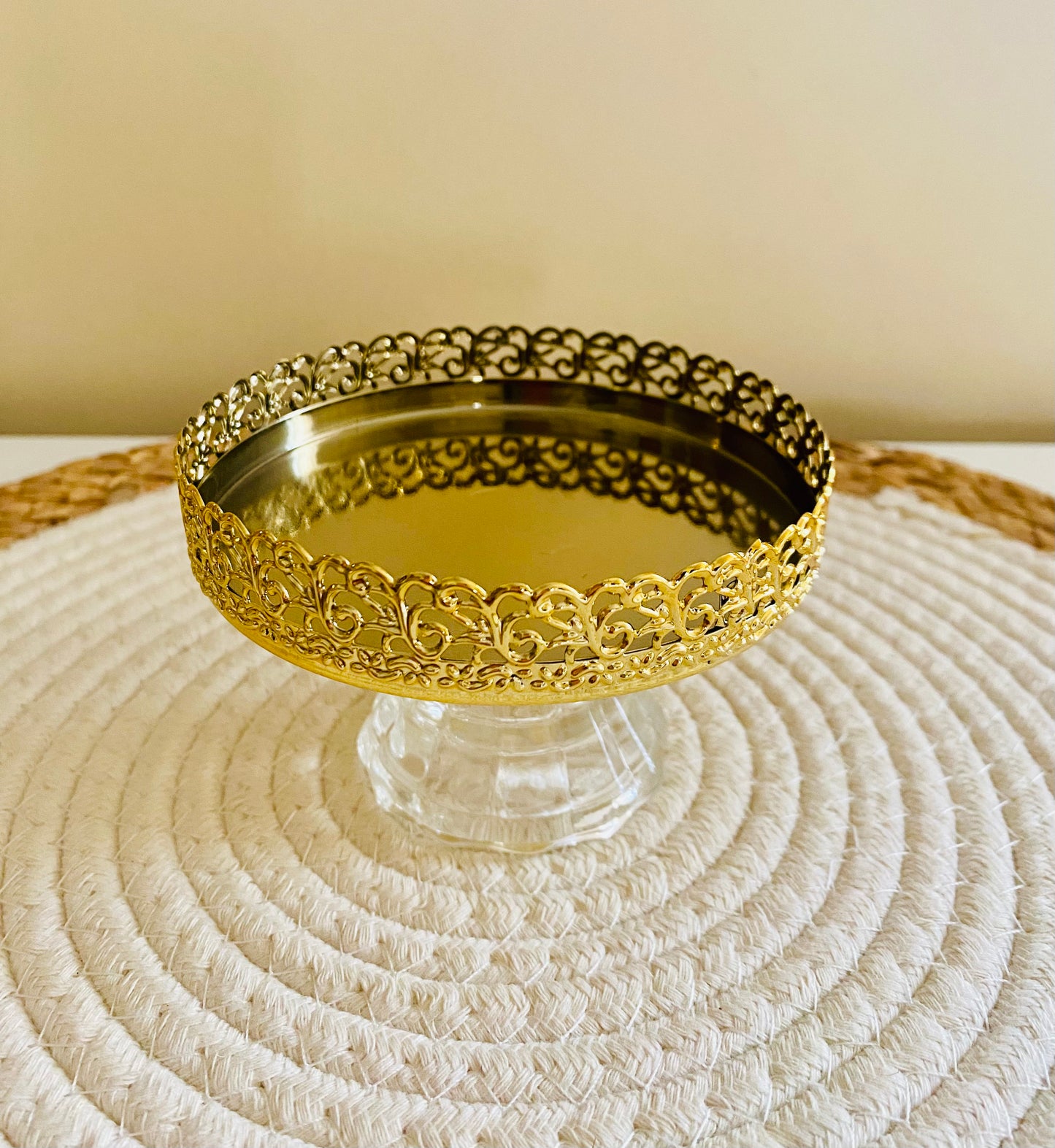 Crystal holder.