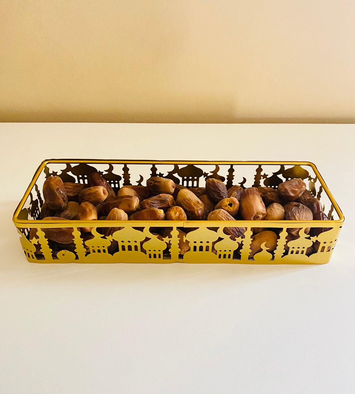 Gold serving tray.