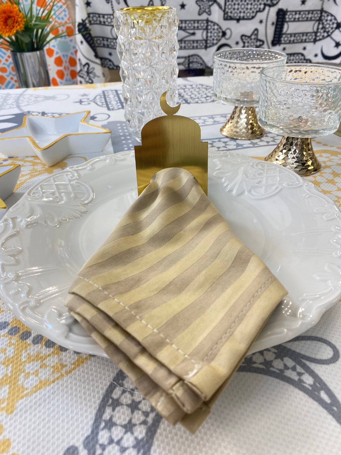 Gold Napkin Rings Set