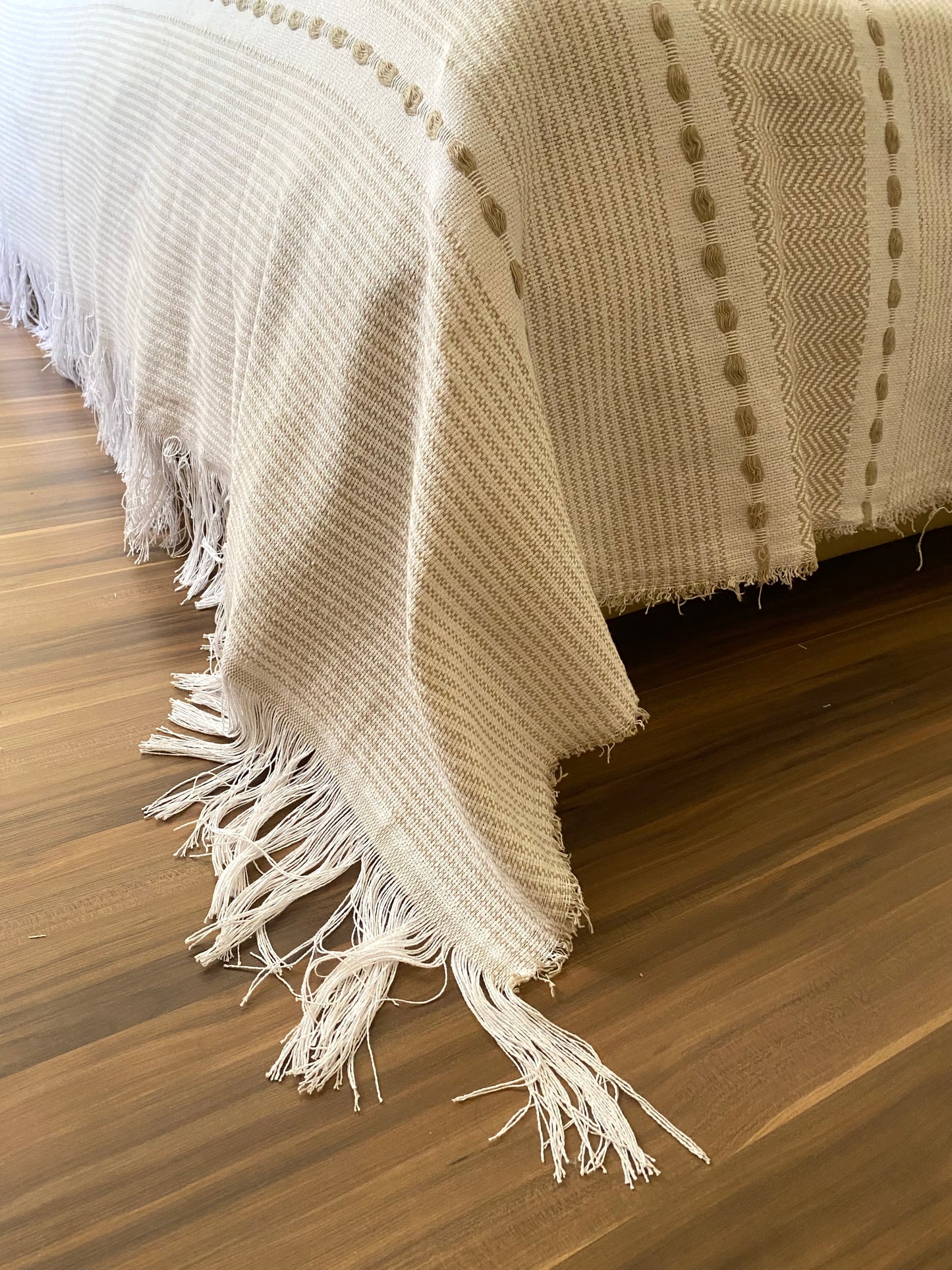 Cotton coverlet-beige&white