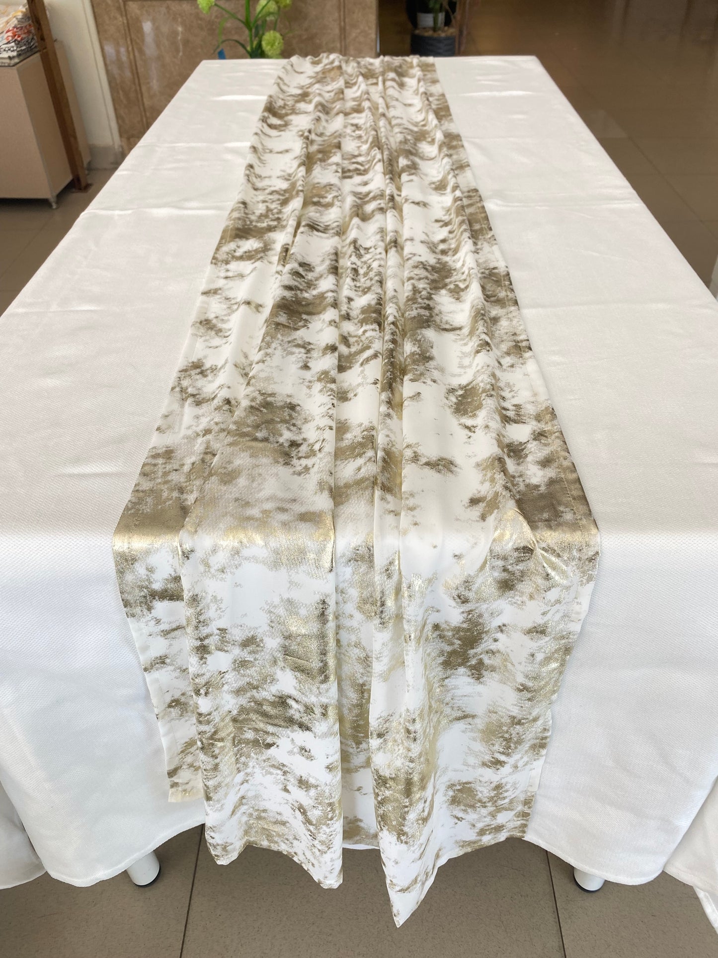 Chiffon Runner