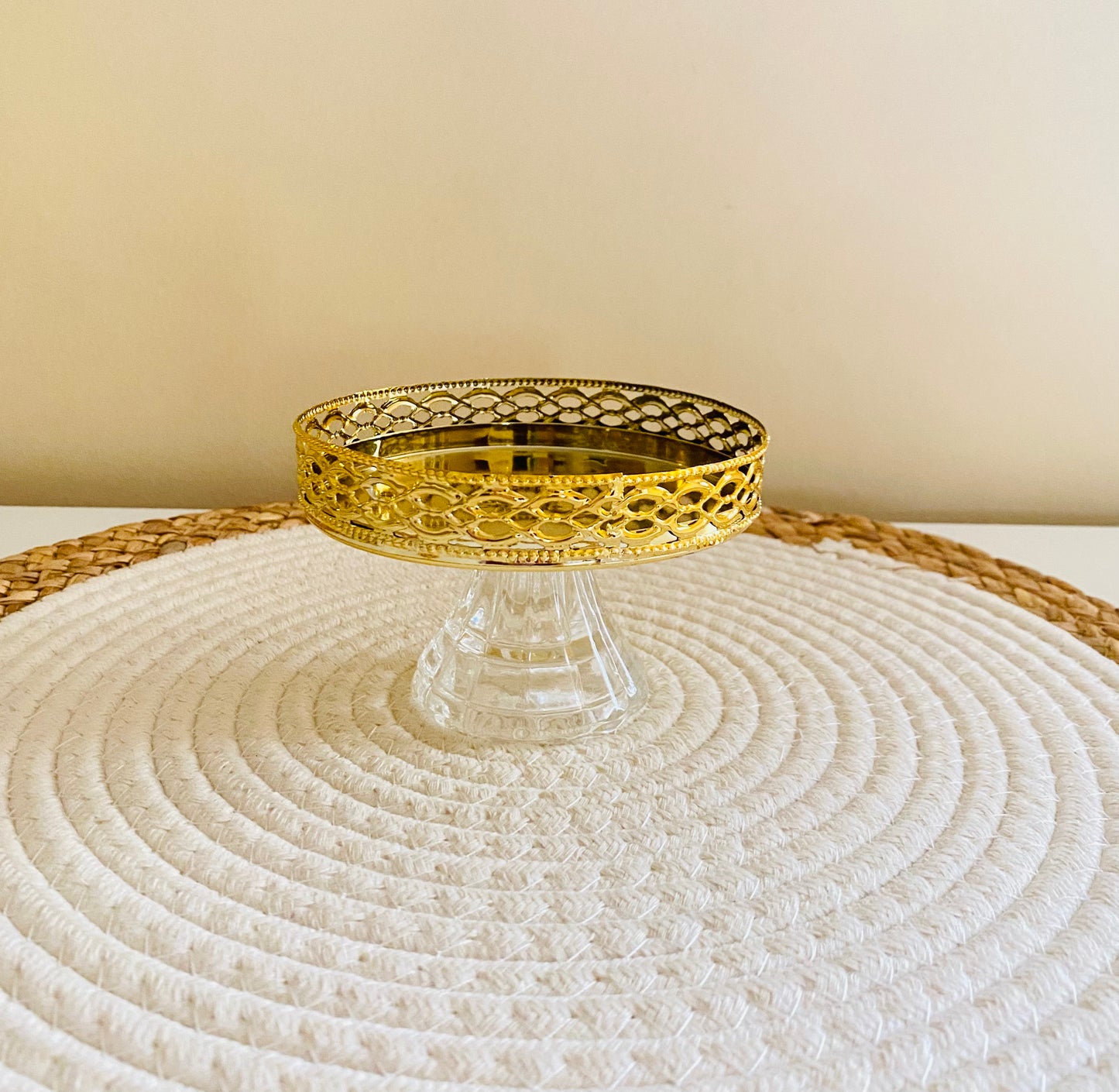 Crystal holder.