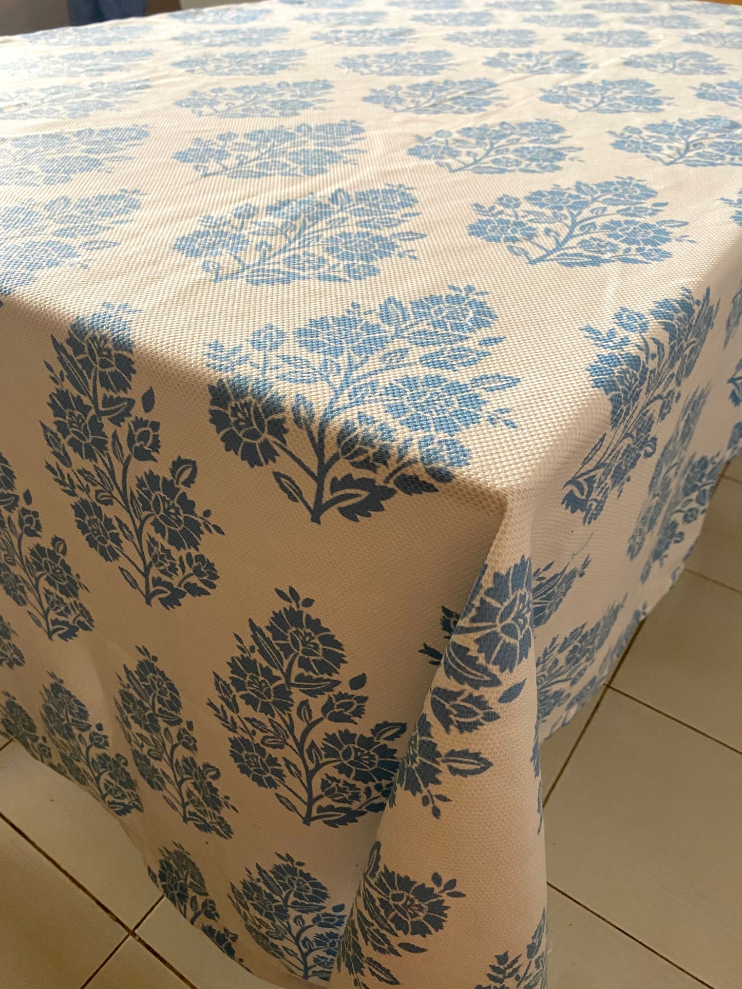 Tablecloth