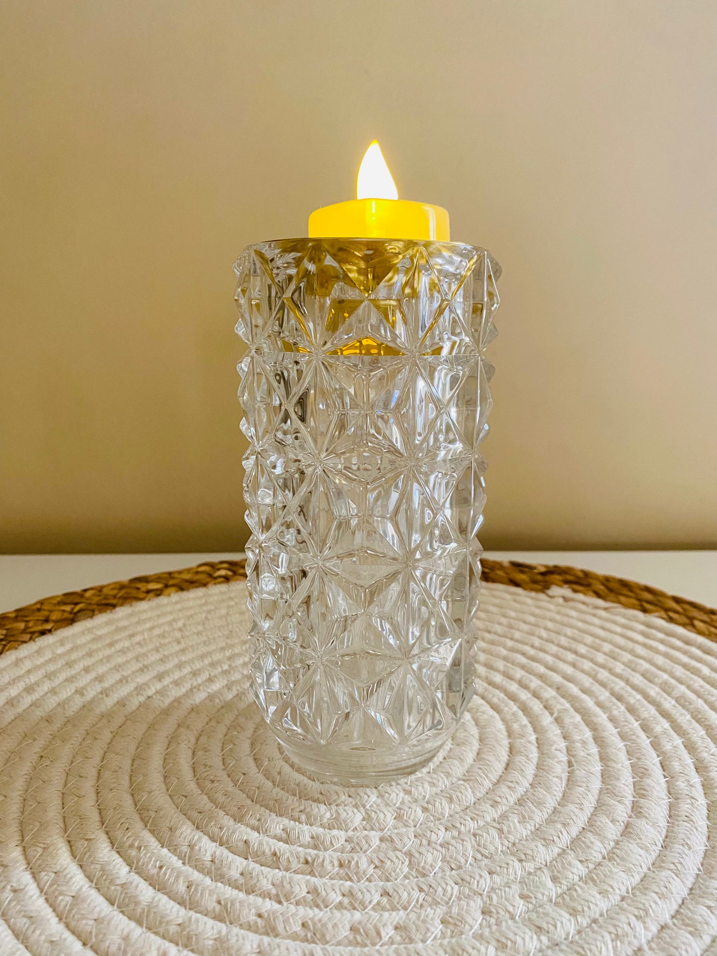 Cup crystal censer.