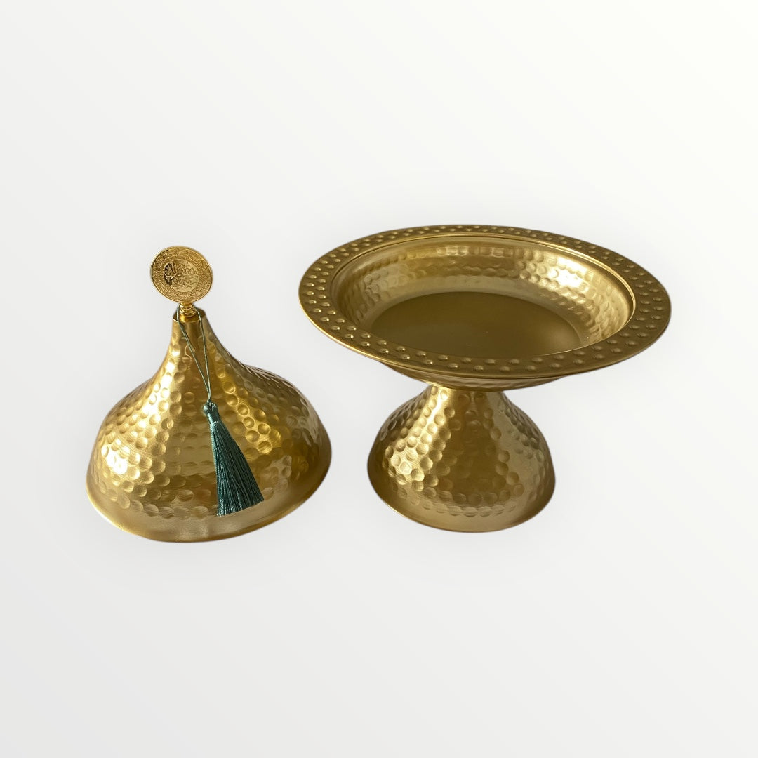 Gold Serving bowl with lid