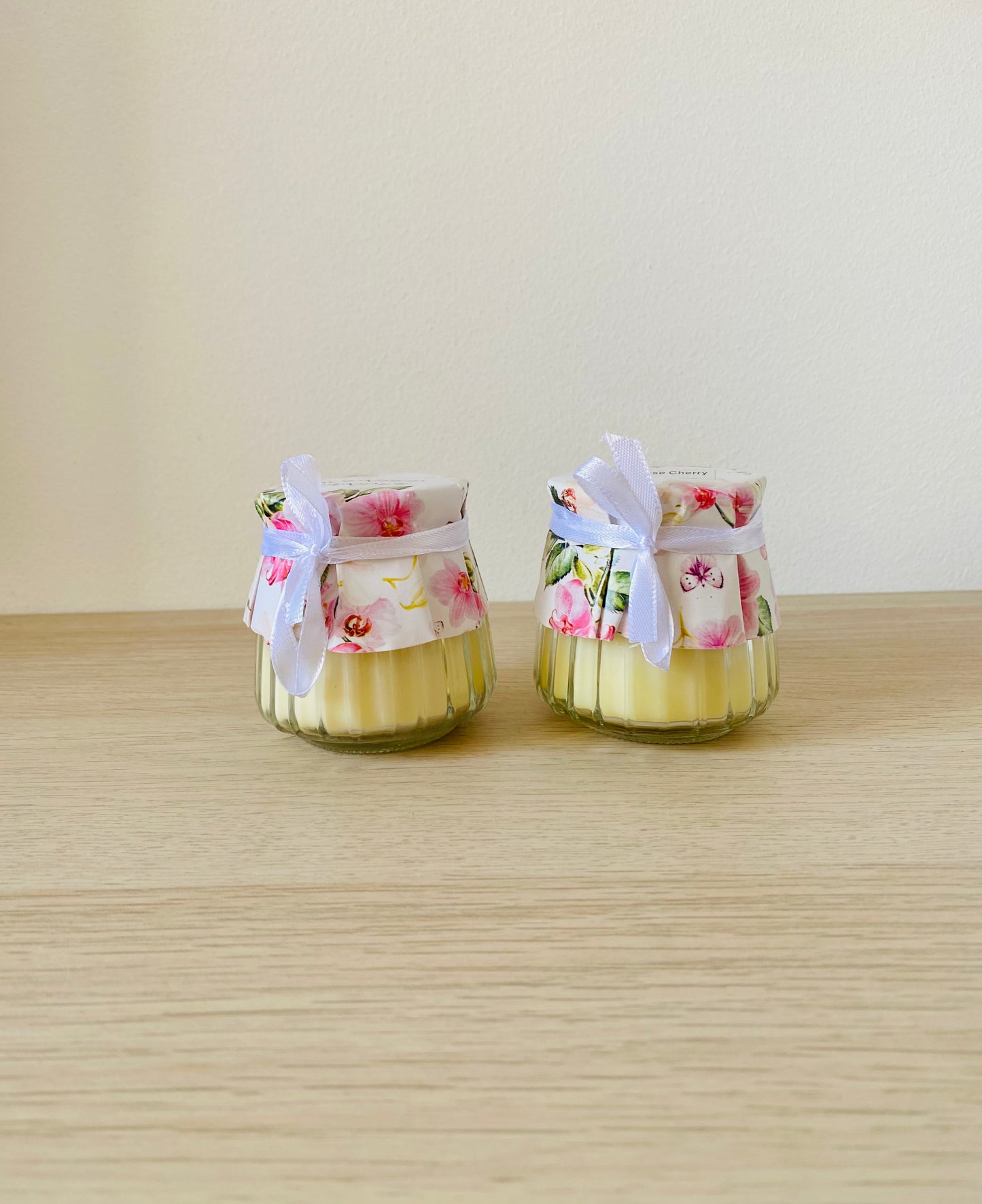 Scented candle 01;