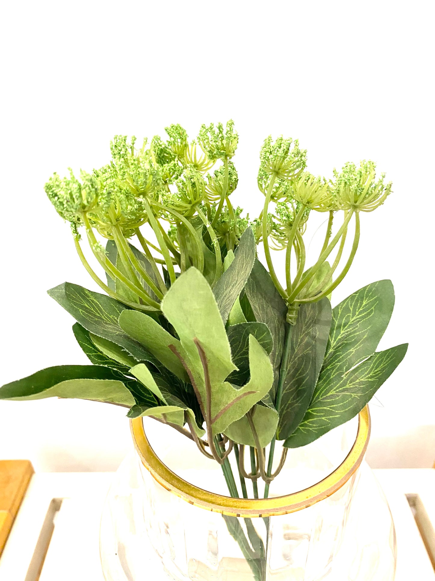Green leaves