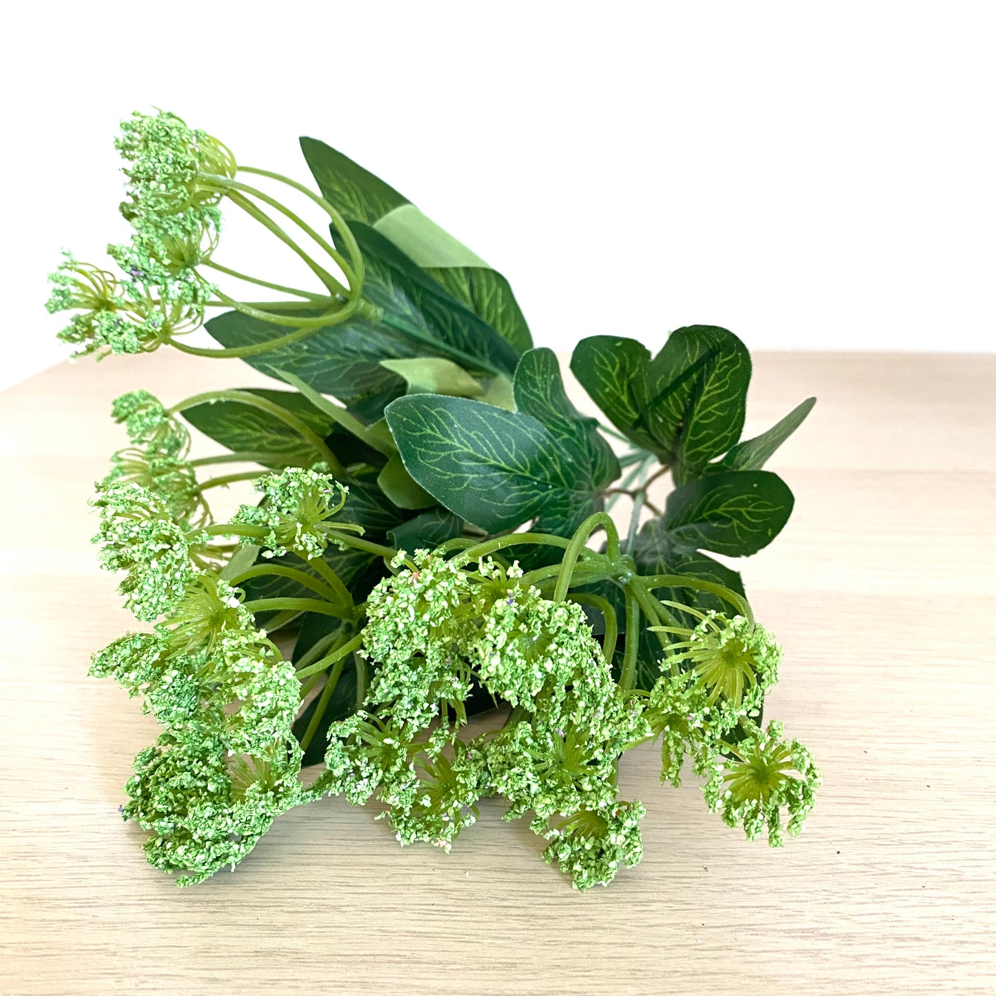 Artificial flowers bouquet