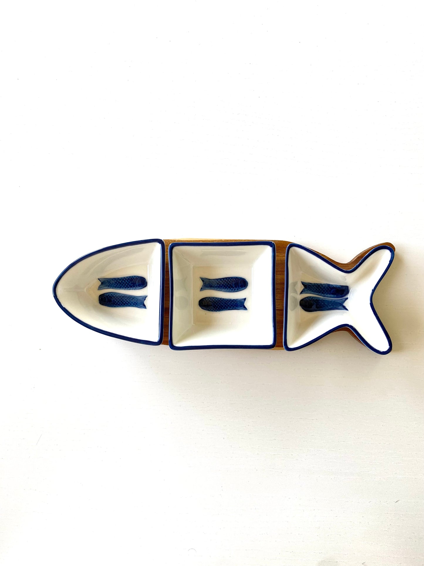 Fish Dish- 3 sections