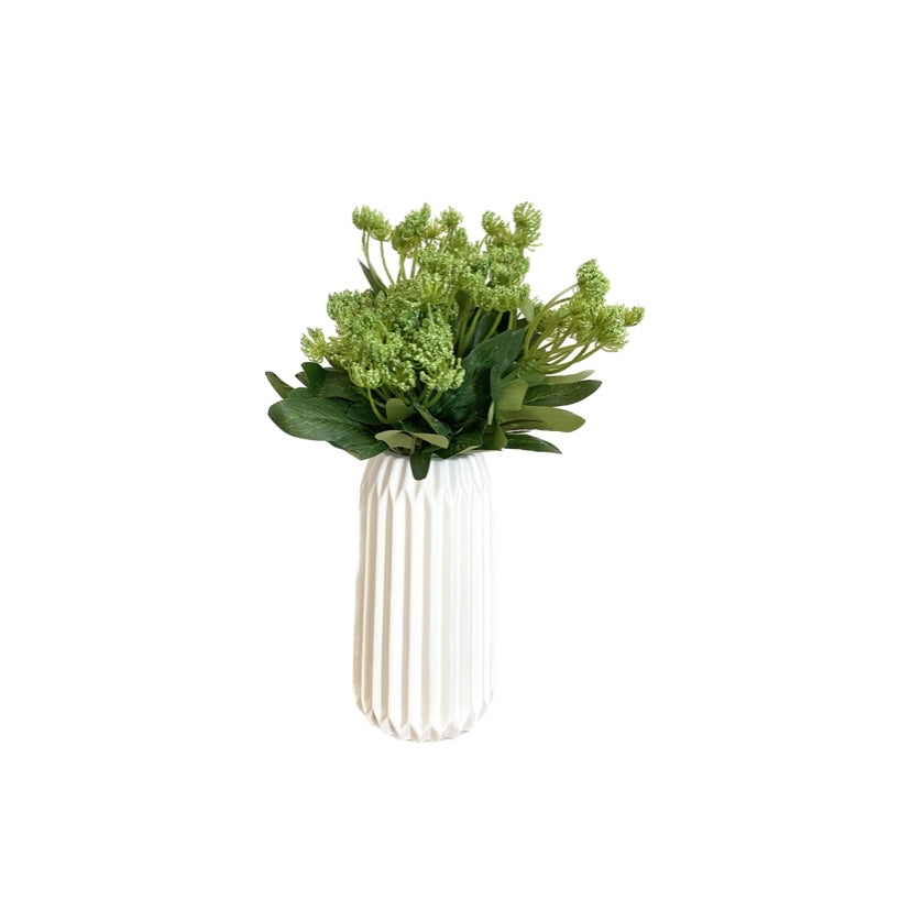 Artificial flowers bouquet
