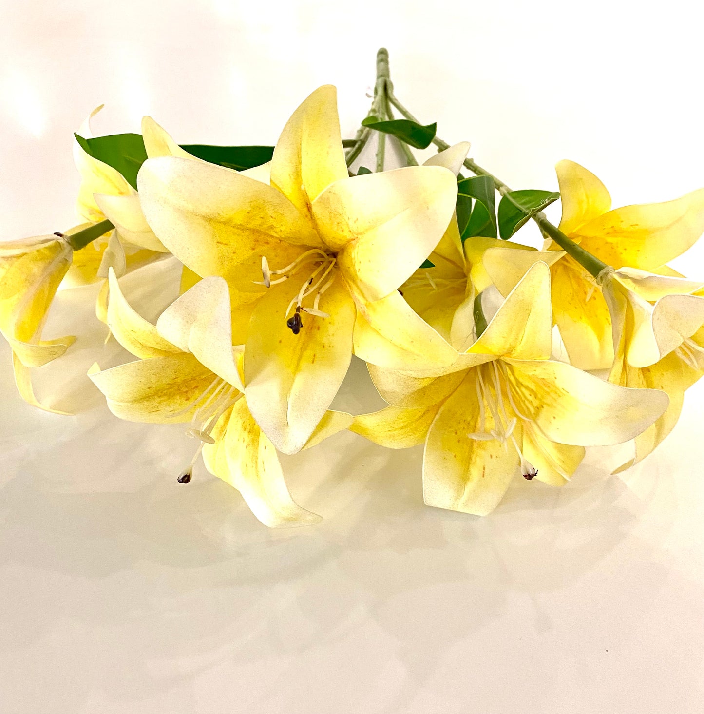 Sunlit Lily Bouquet
