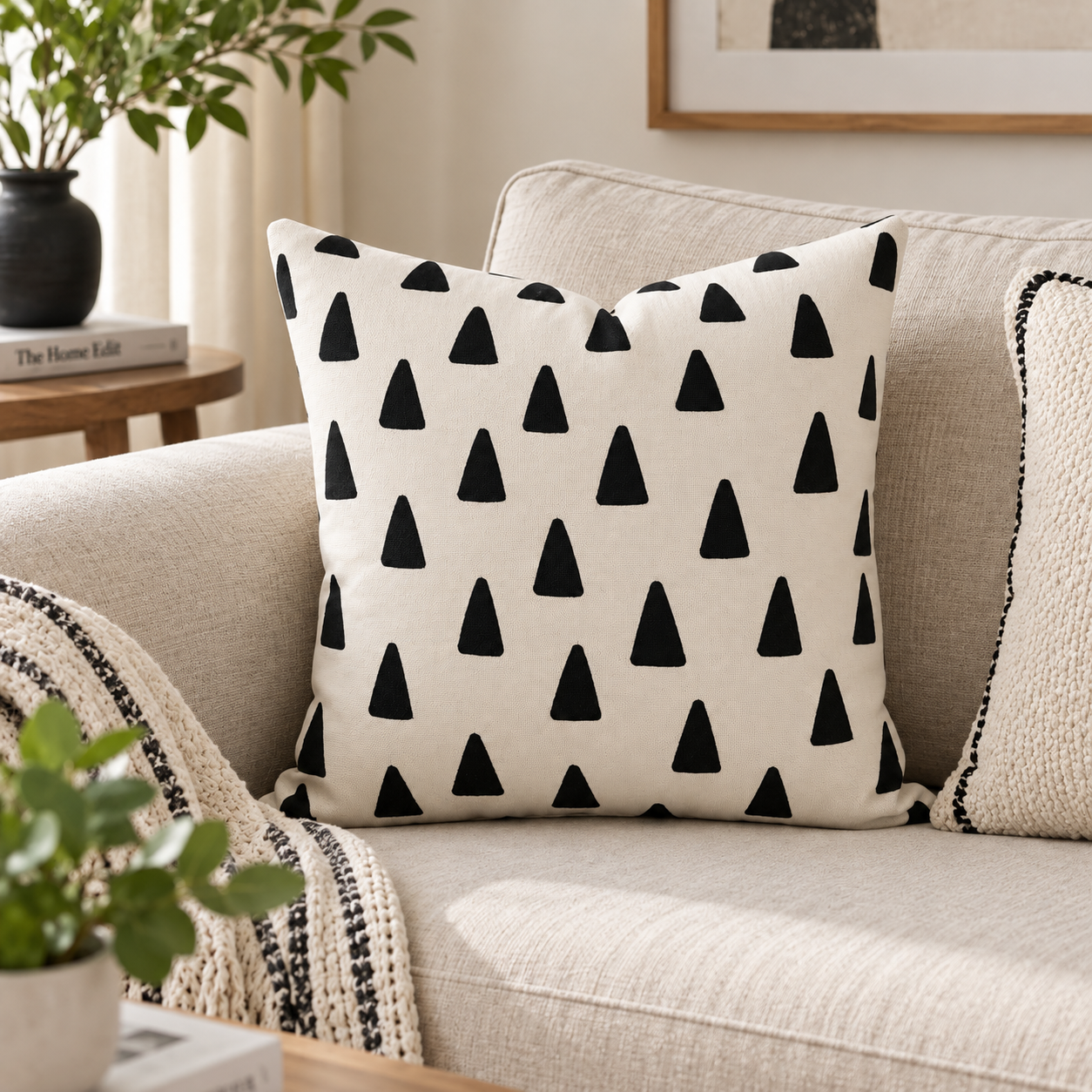 Triangle Print Cushion Cover