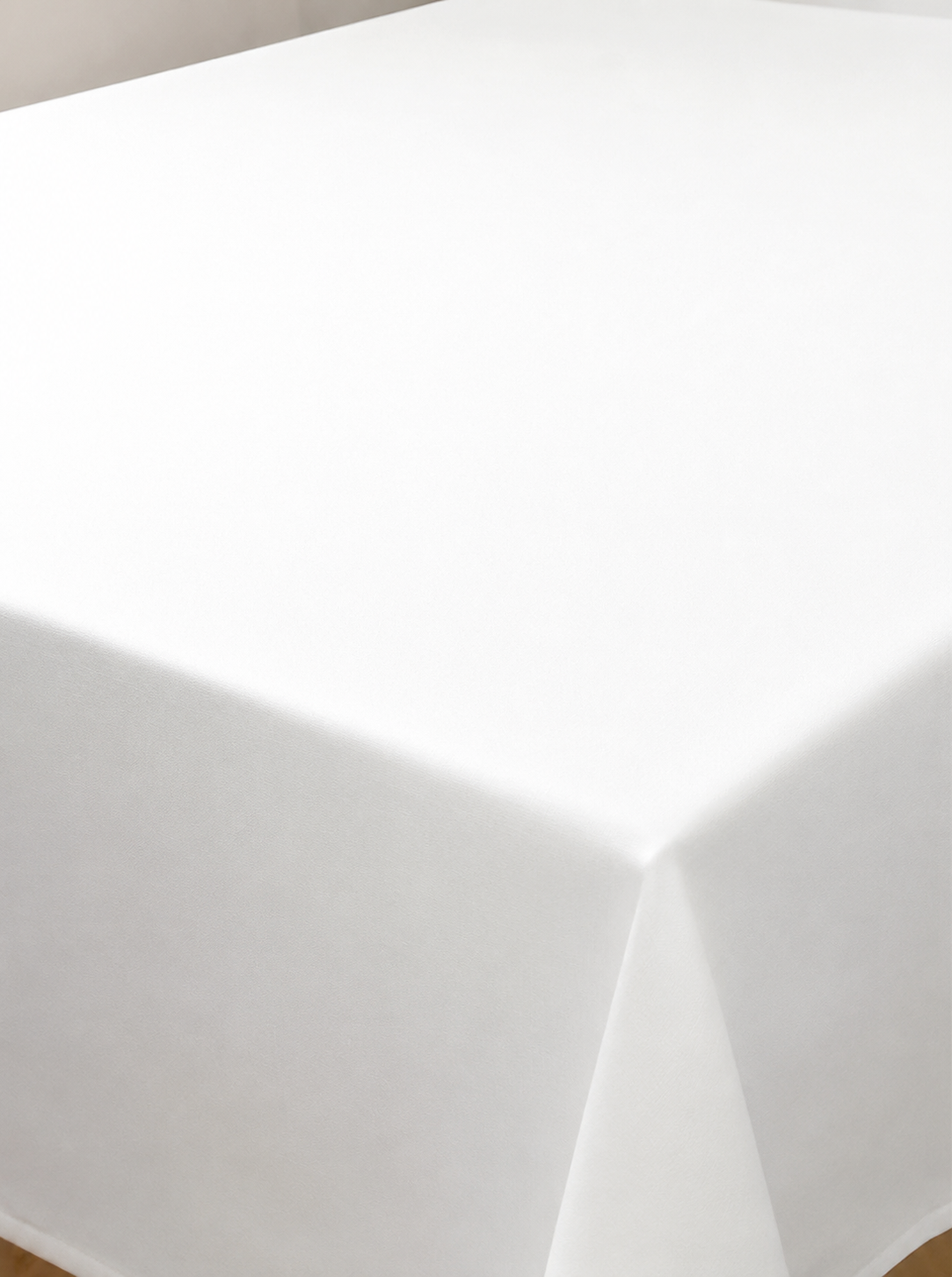 White Tablecloth