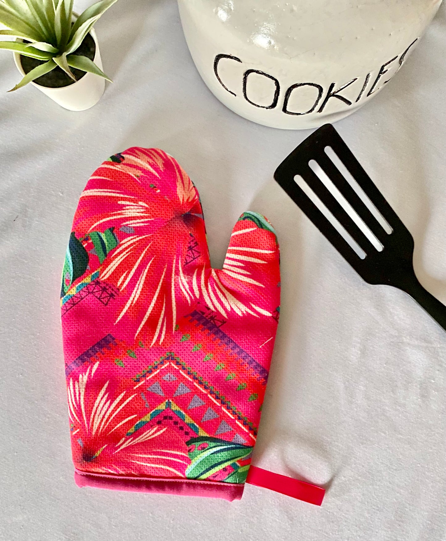 Fuchsia Pattern; kitchen Apron Set