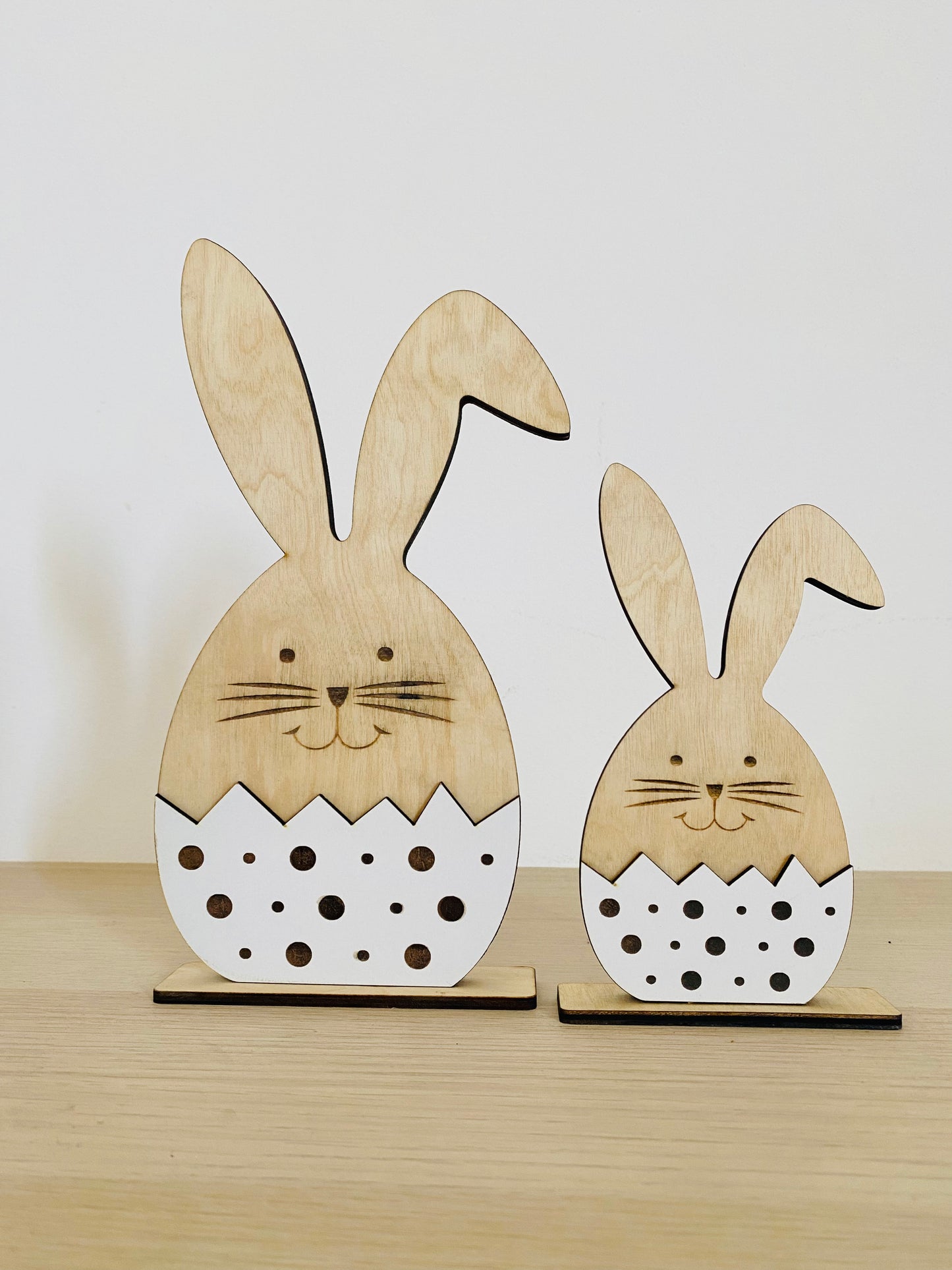Wooden bunny;1