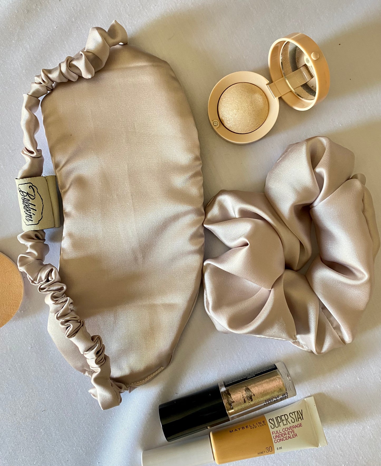 Satin Eye Mask & Scrunchy ; Nude Pink